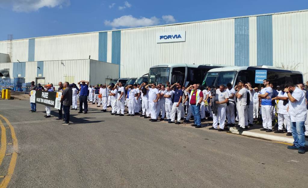 SMC autorizado! Metalúrgicos da Faurecia iniciam mobilização pelo Acordo Coletivo de Trabalho